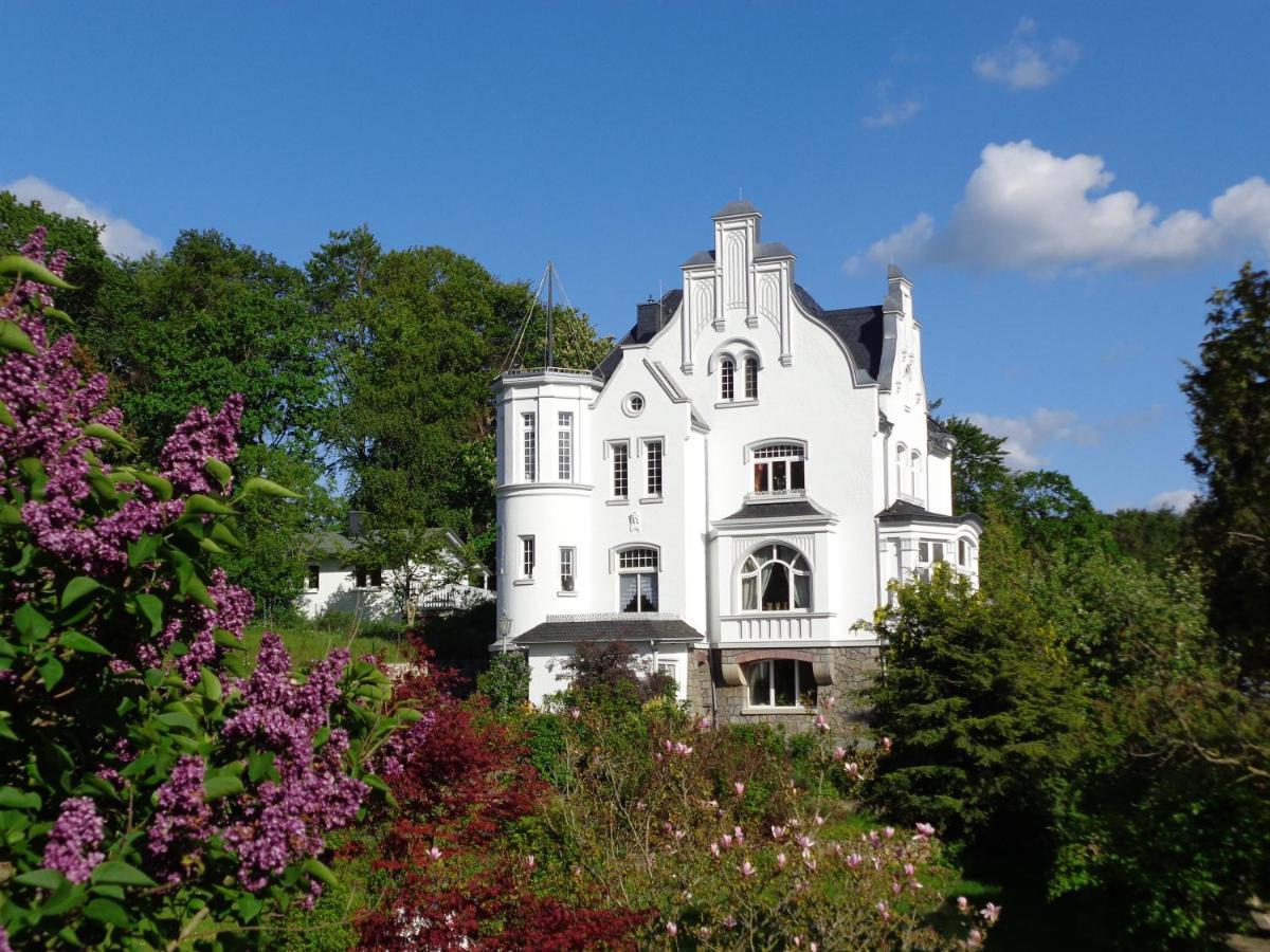 Weissevilla Friedrichsbrunn Fewo Empire 塔勒 外观 照片